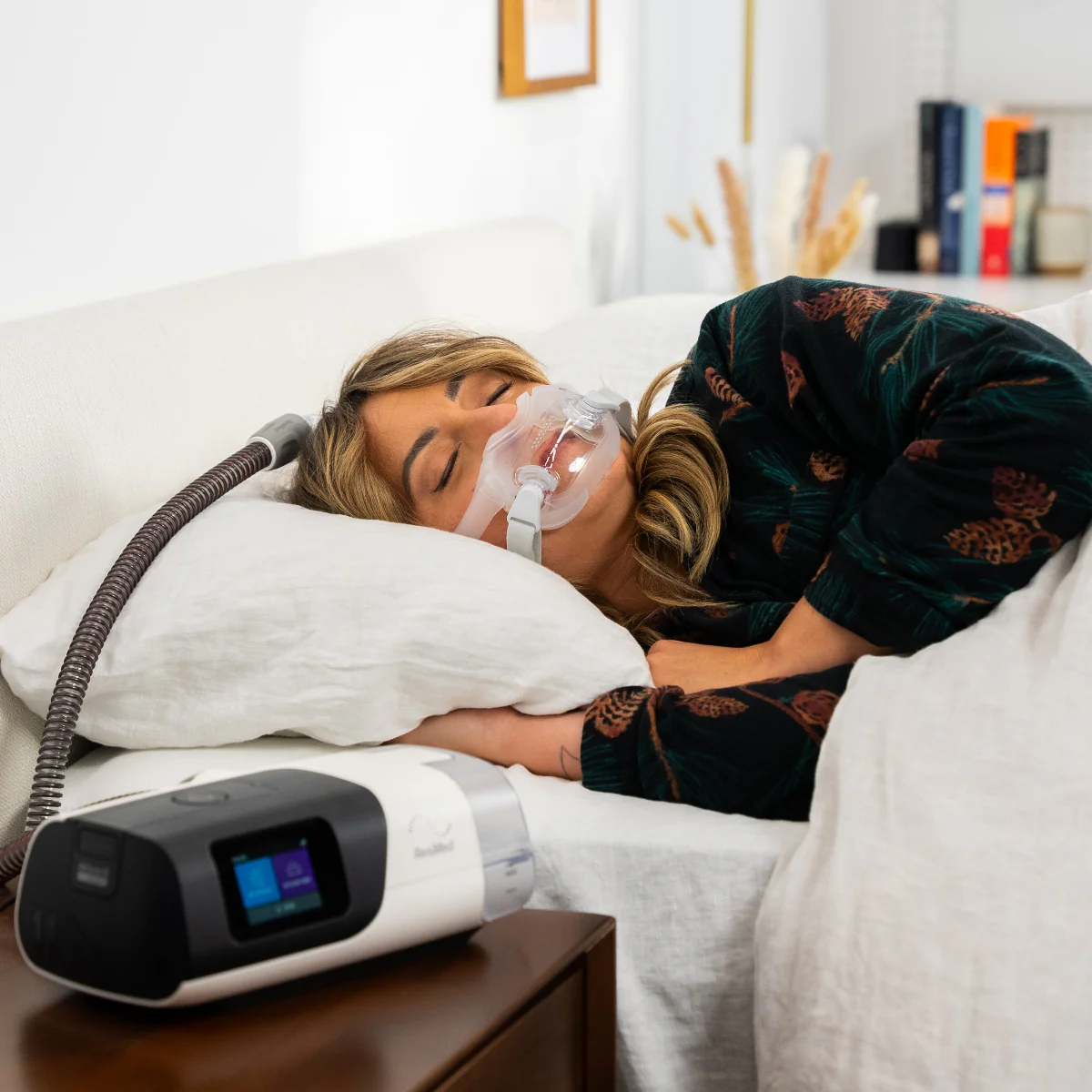 Philips Respironics DreamWear Full Face CPAP Mask with Fit Pack - Image 5
